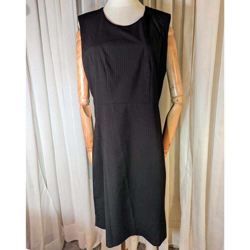 Calvin Klein sheath dress - Size 12 - EUC